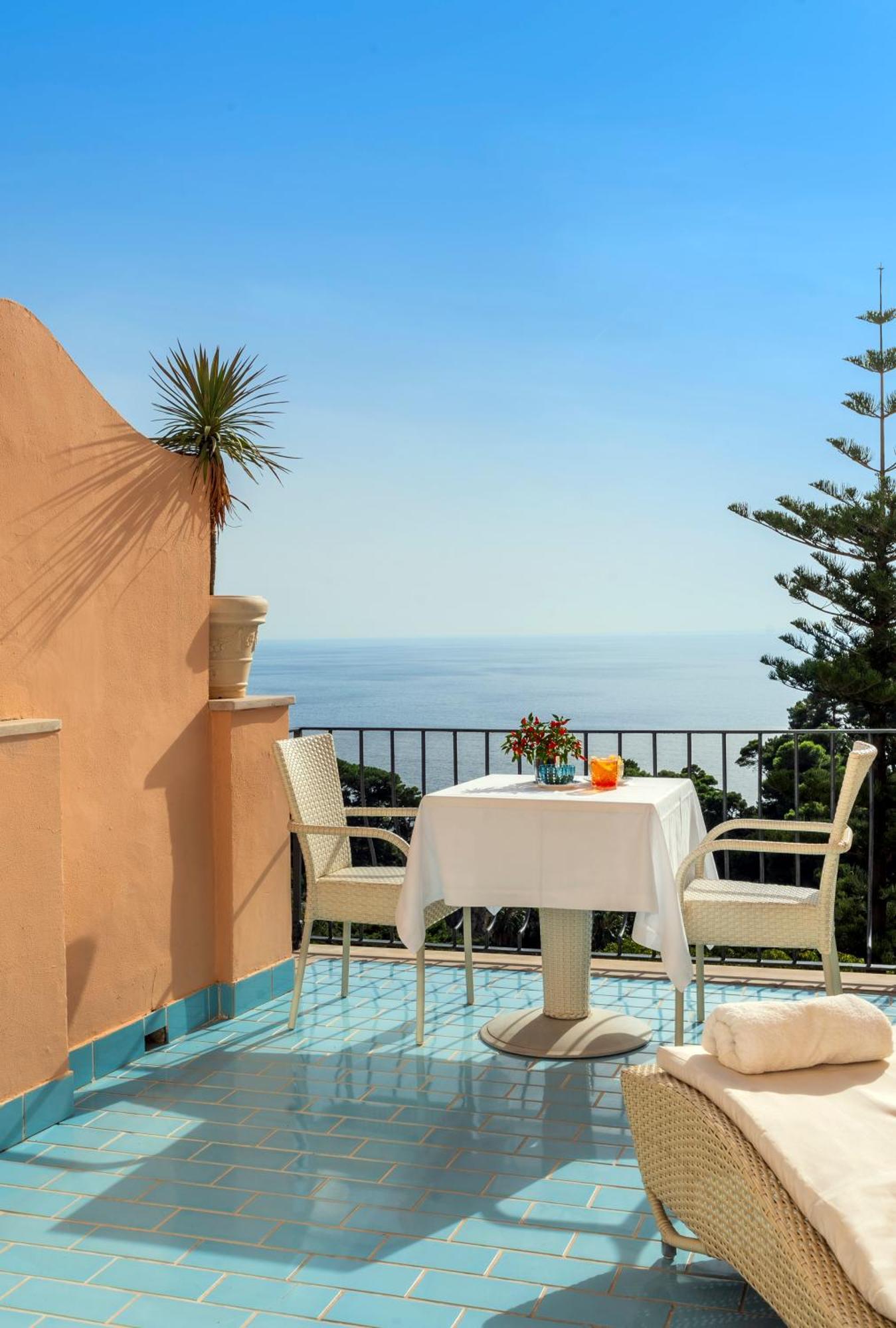 La Vega Hotel Capri Bagian luar foto