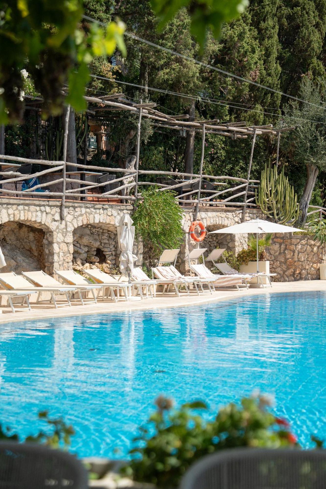 La Vega Hotel Capri Bagian luar foto